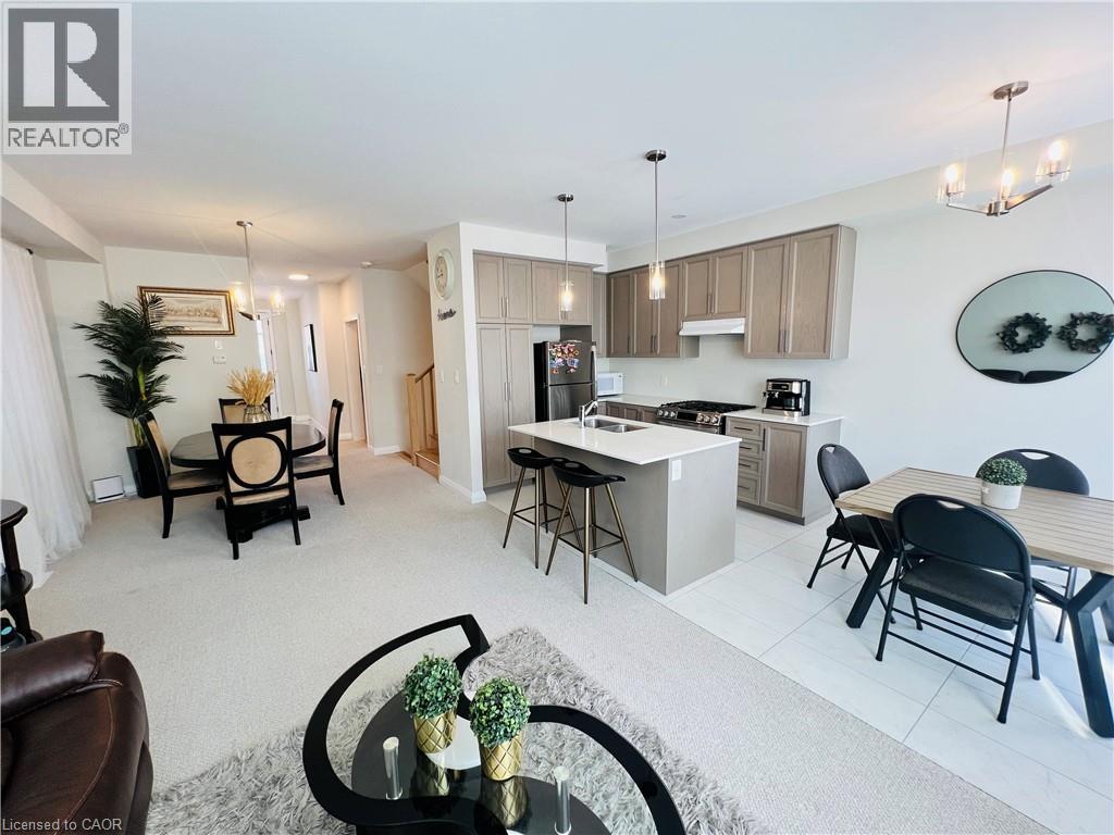 11 Cherry Blossom Heights, Hamilton, Ontario  L9B 0E9 - Photo 11 - 40792259