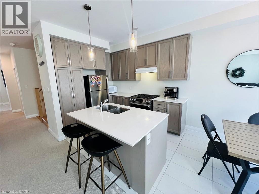 11 Cherry Blossom Heights, Hamilton, Ontario  L9B 0E9 - Photo 14 - 40792259