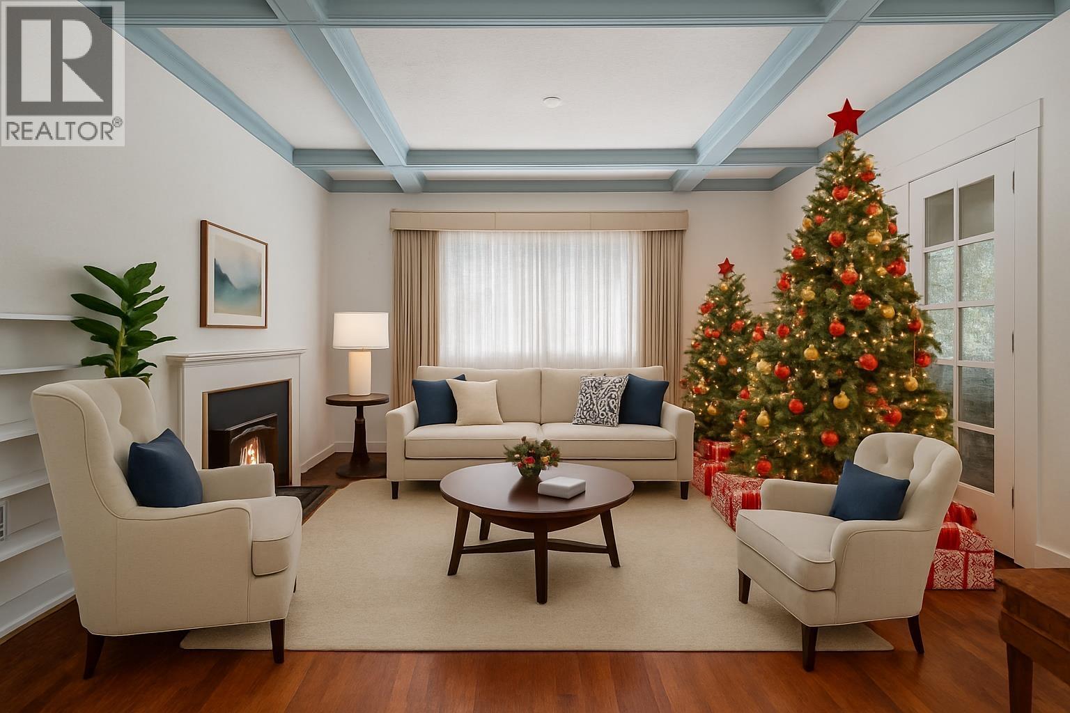 1376 11th Street, West Vancouver, British Columbia  V7T 2M9 - Photo 1 - R3072157