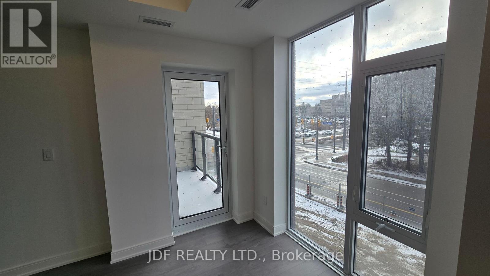 216a - 705 Davis Drive, Newmarket, Ontario  L3Y 2R2 - Photo 13 - N12601088