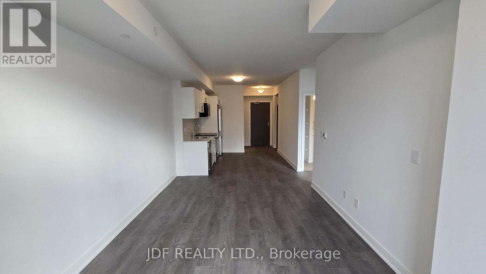 216a - 705 Davis Drive, Newmarket, Ontario  L3Y 2R2 - Photo 7 - N12601088