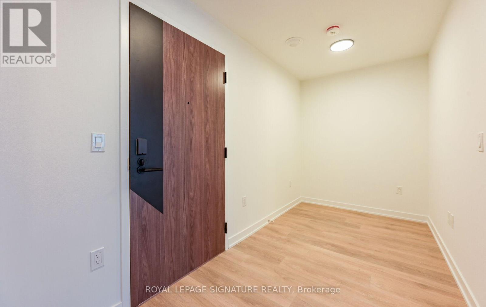 707 - 1037 The Queensway, Toronto, Ontario  M8Z 0H5 - Photo 10 - W12581934