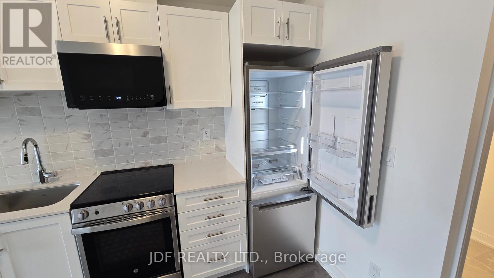 216a - 705 Davis Drive, Newmarket, Ontario  L3Y 2R2 - Photo 21 - N12601088