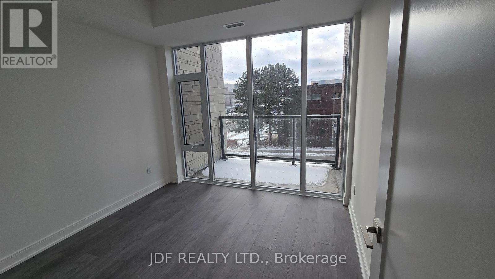 216a - 705 Davis Drive, Newmarket, Ontario  L3Y 2R2 - Photo 8 - N12601088