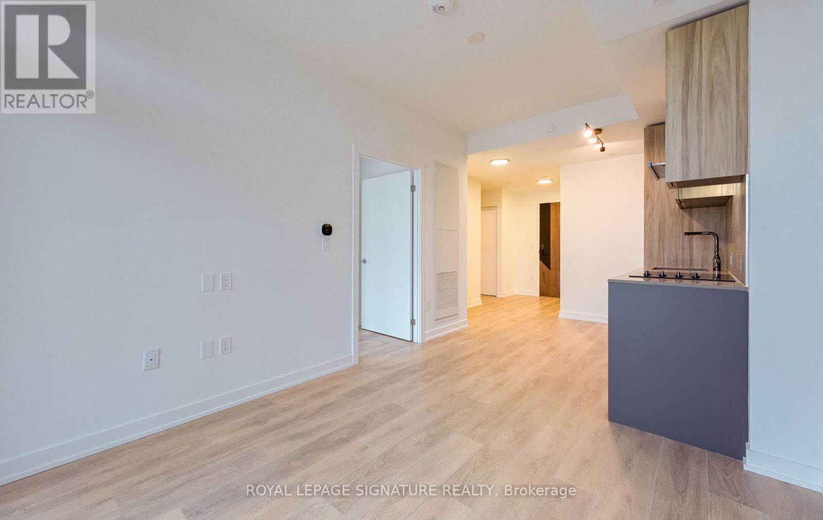 707 - 1037 The Queensway, Toronto, Ontario  M8Z 0H5 - Photo 18 - W12581934