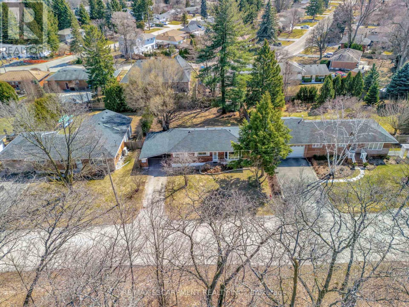 216 Sioux Road, Hamilton, Ontario  L9G 1P8 - Photo 45 - X12237208