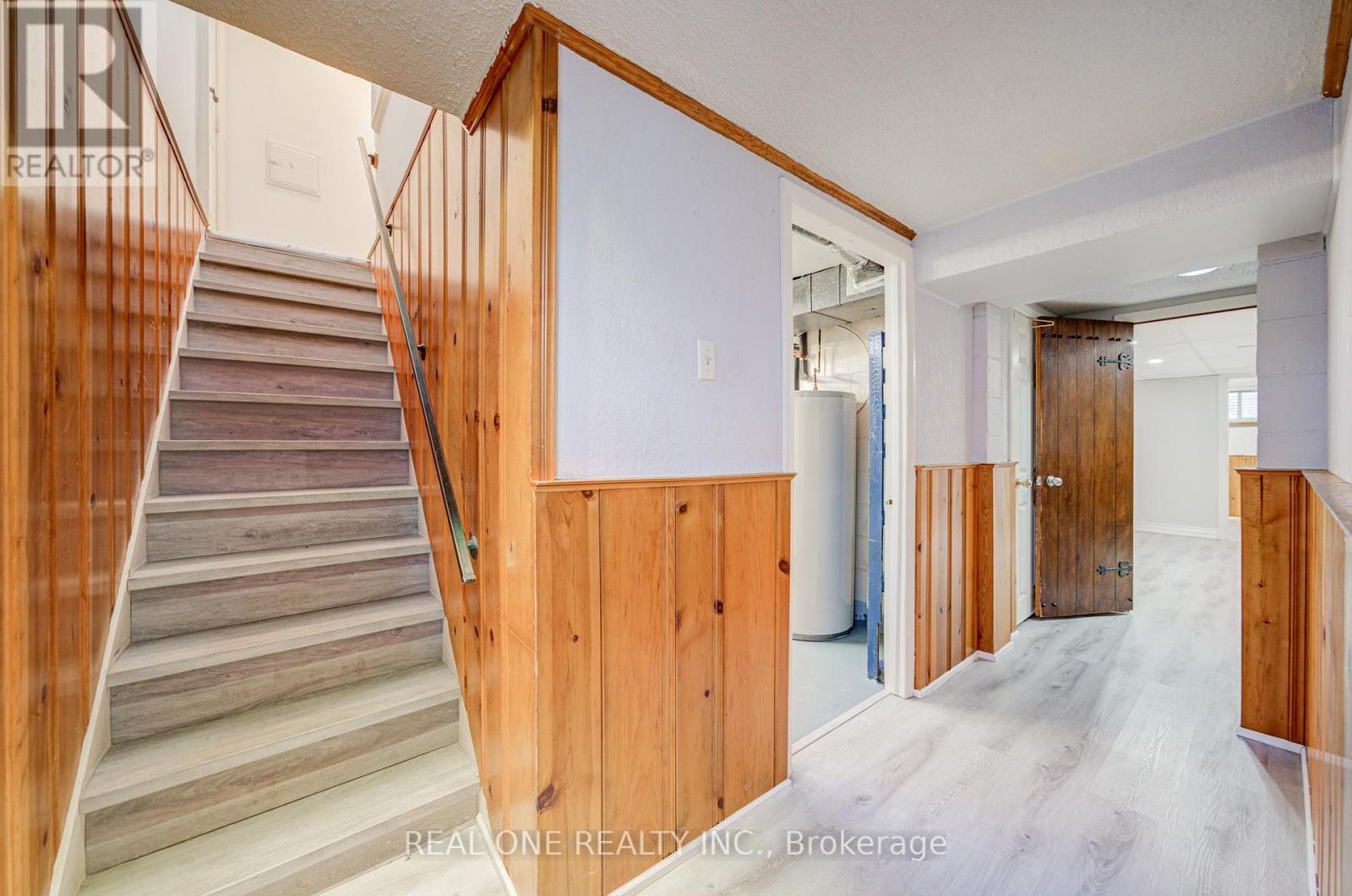 26 Elvaston Drive, Toronto, Ontario M4A 1M9 - Photo 25 - C12601700