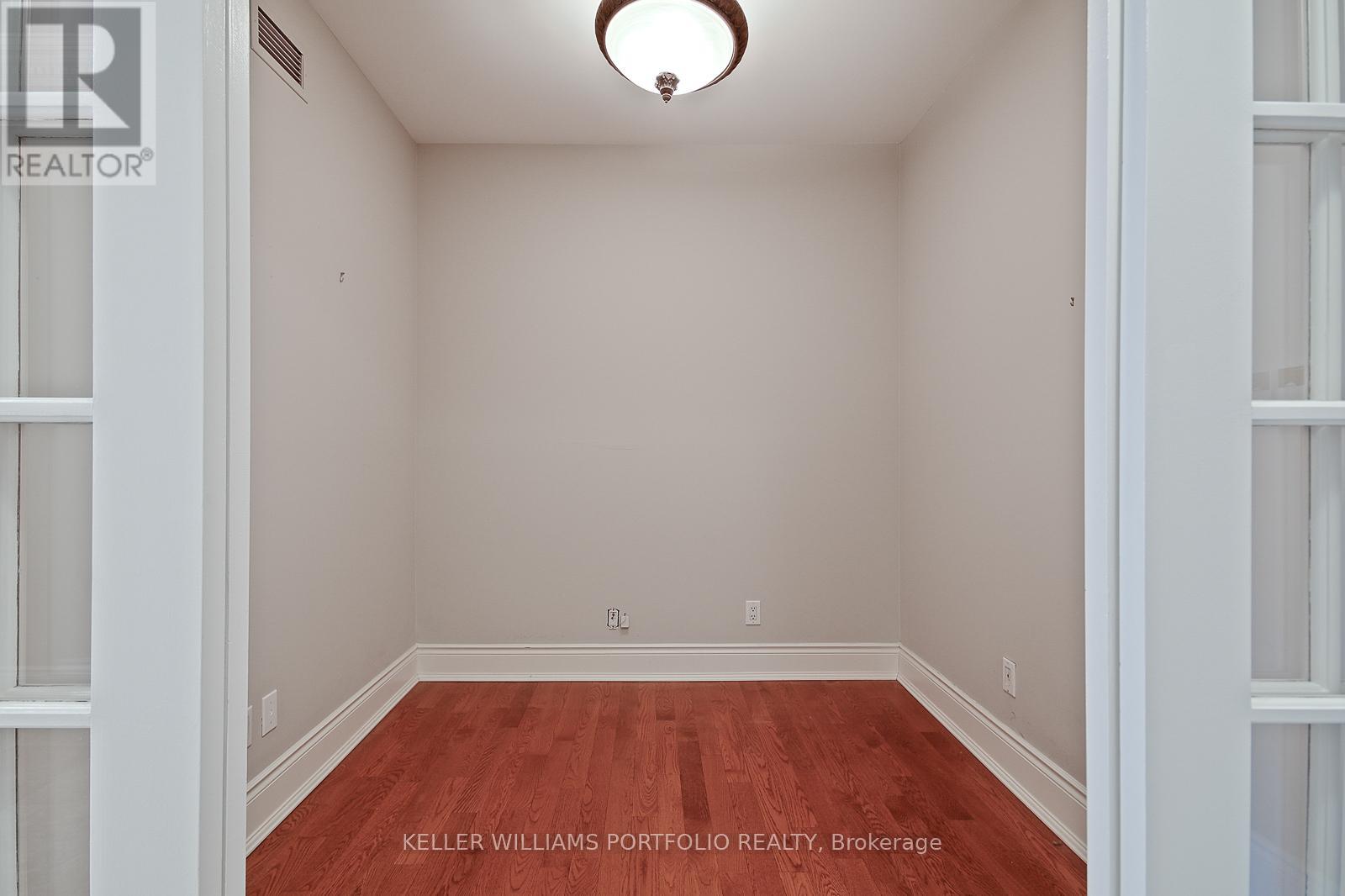 1003 - 10 Bellair Street, Toronto (Annex), Ontario  M5R 3T8 - Photo 24 - C12601744