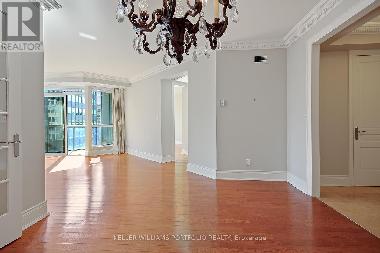 1003 - 10 Bellair Street, Toronto (Annex), Ontario  M5R 3T8 - Photo 7 - C12601744