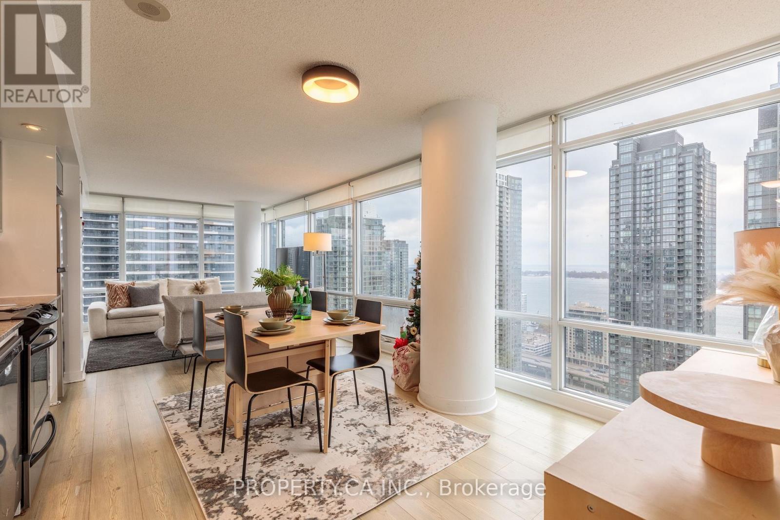 3606 - 25 TELEGRAM MEWS, Toronto, Ontario