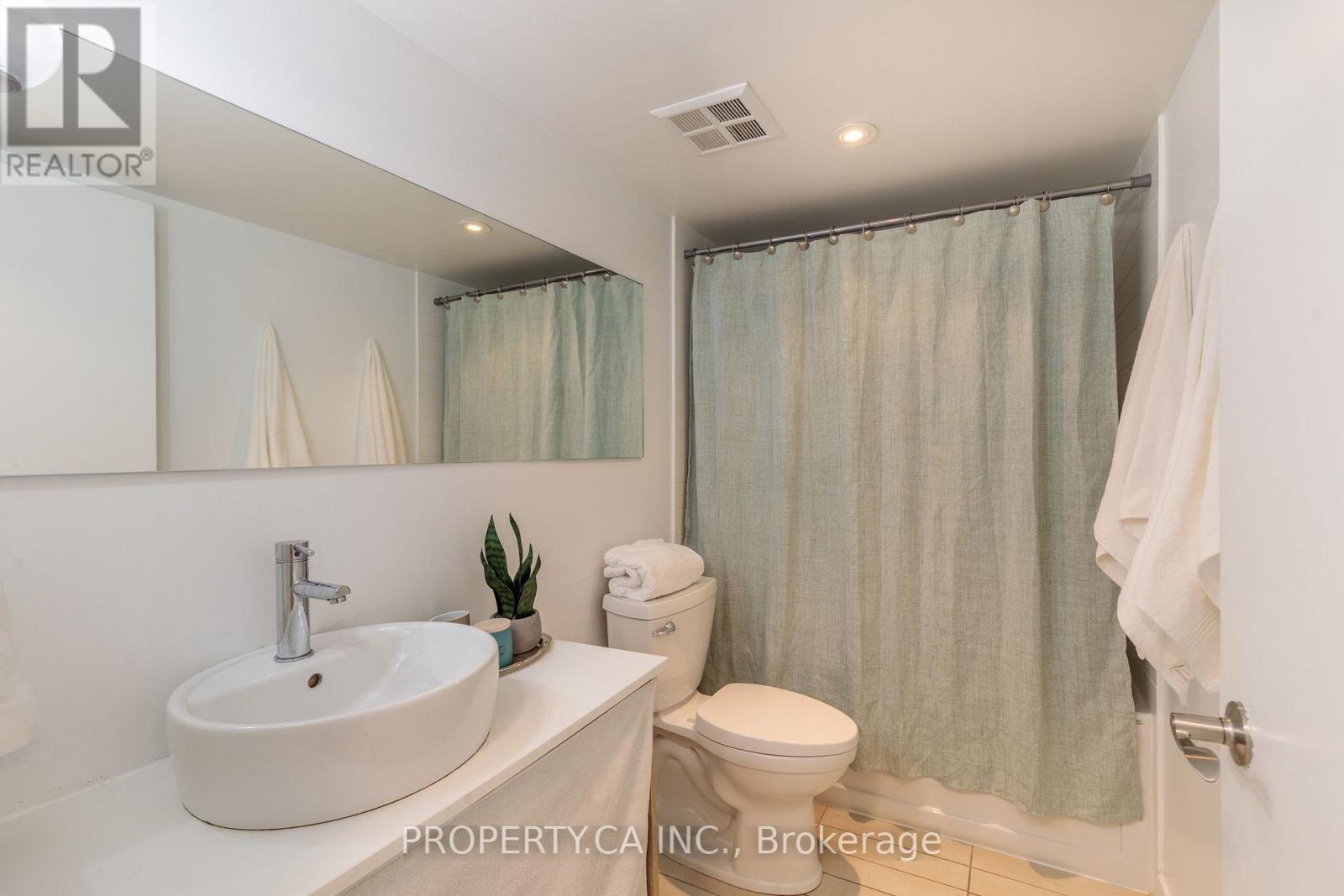 3606 - 25 Telegram Mews, Toronto, Ontario  M5V 3Z1 - Photo 18 - C12601774