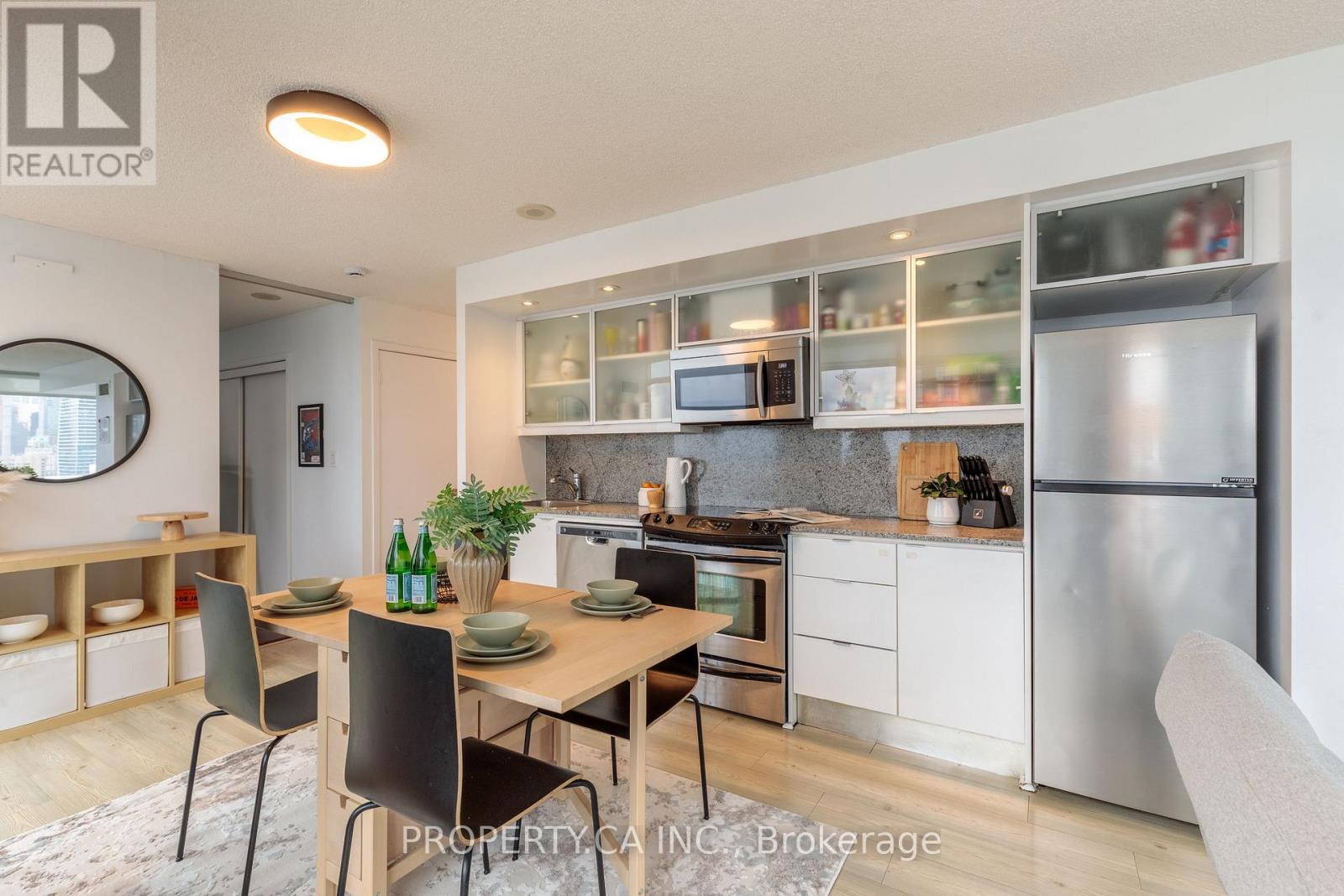 3606 - 25 Telegram Mews, Toronto, Ontario  M5V 3Z1 - Photo 4 - C12601774