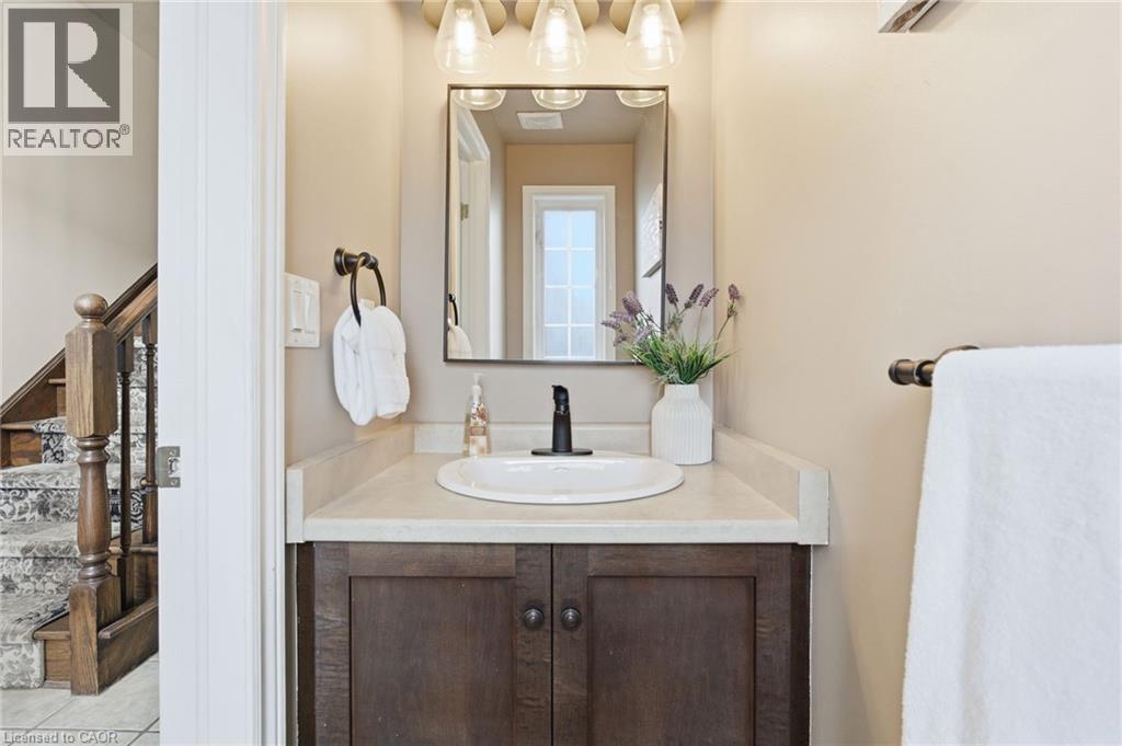 56 Liddycoat Lane, Ancaster, Ontario L9G 0A7 - Photo 16 - 40792317