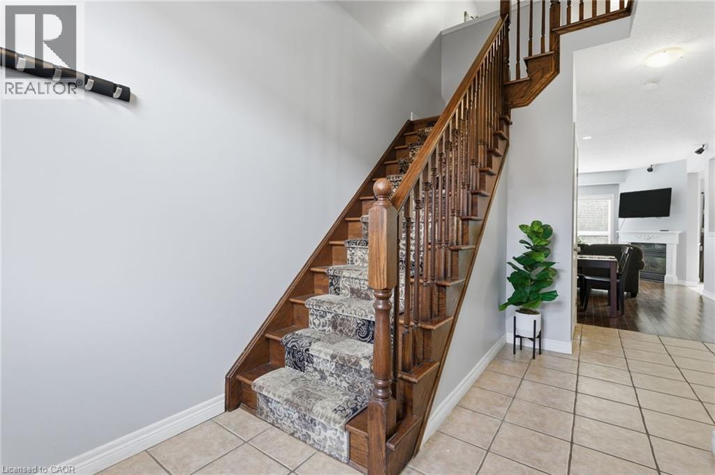 56 Liddycoat Lane, Ancaster, Ontario L9G 0A7 - Photo 5 - 40792317