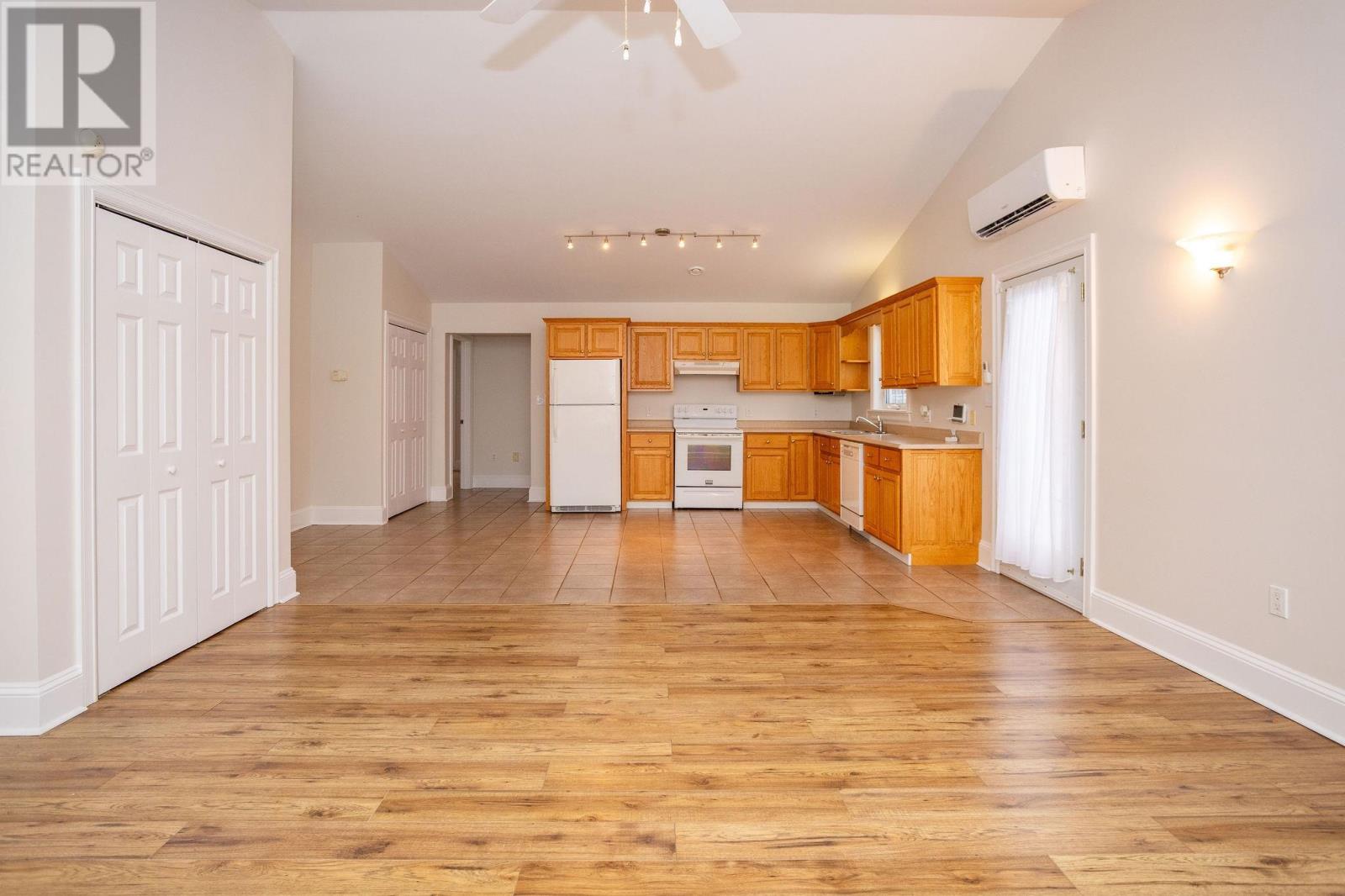 61 Marion Drive, Stratford, Prince Edward Island C1B 2A2 - Photo 10 - 202529052