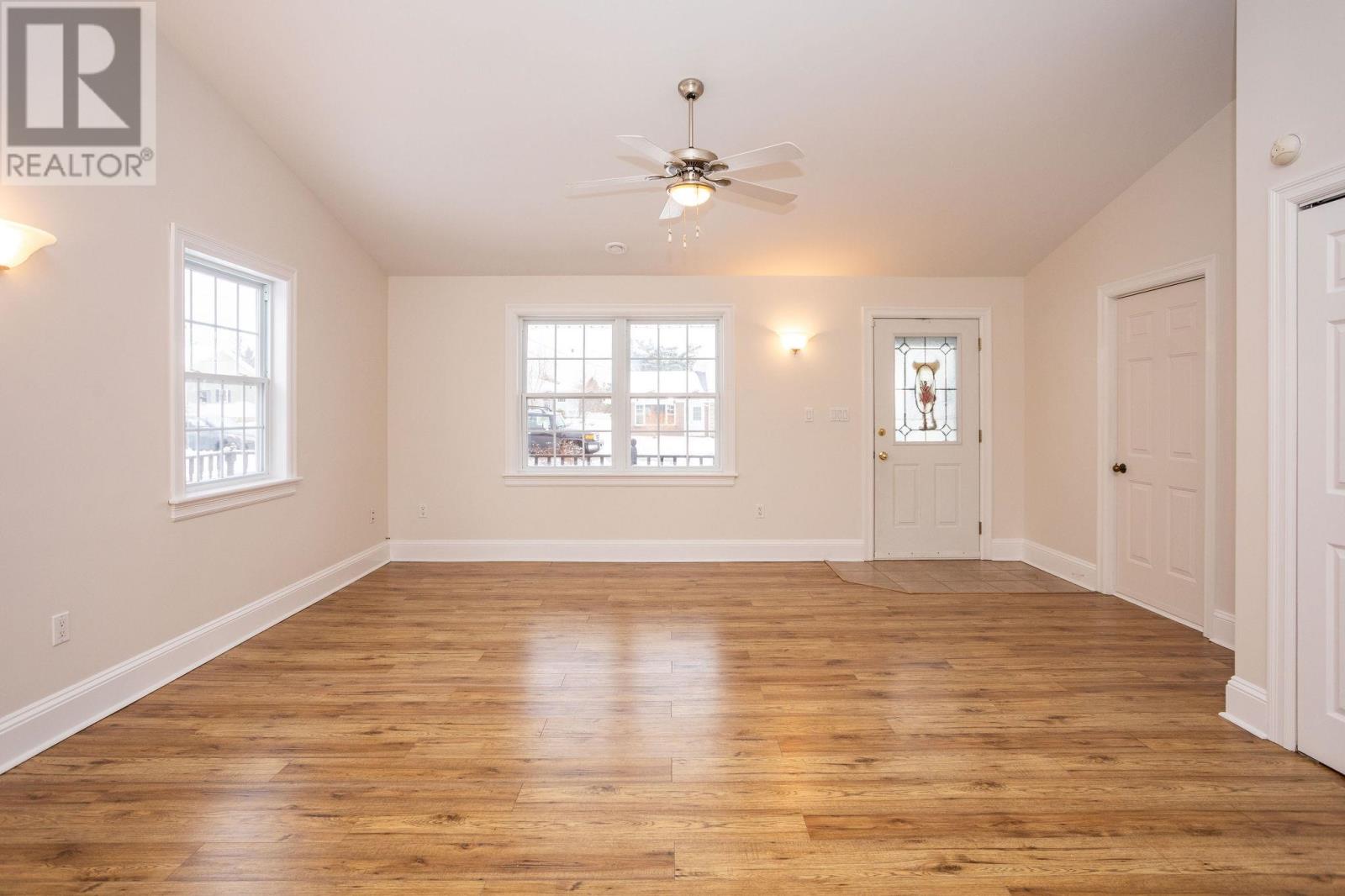 61 Marion Drive, Stratford, Prince Edward Island C1B 2A2 - Photo 4 - 202529052