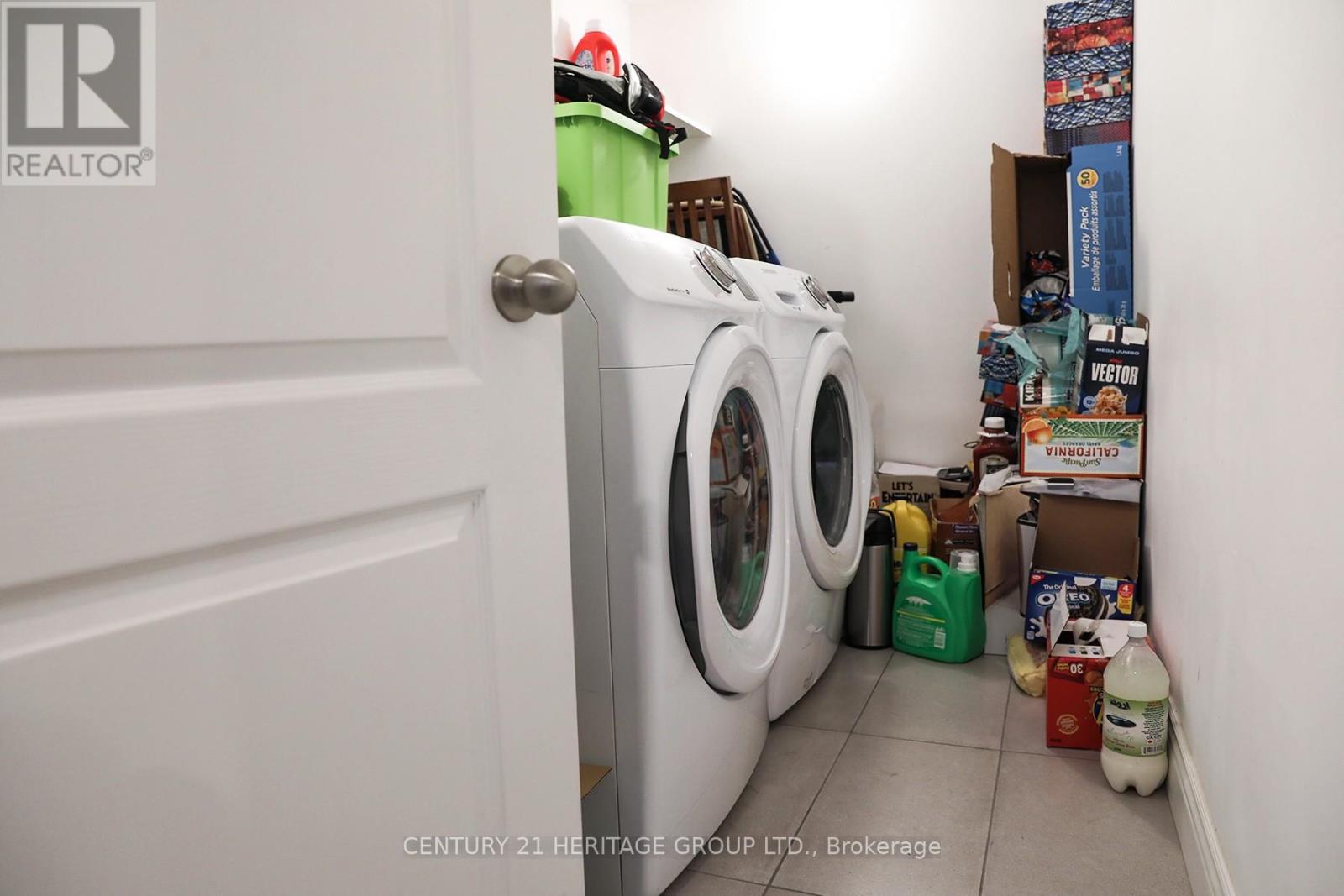 Lower - 7 Tarmack Avenue, Richmond Hill, Ontario  L4E 0E6 - Photo 9 - N12601728