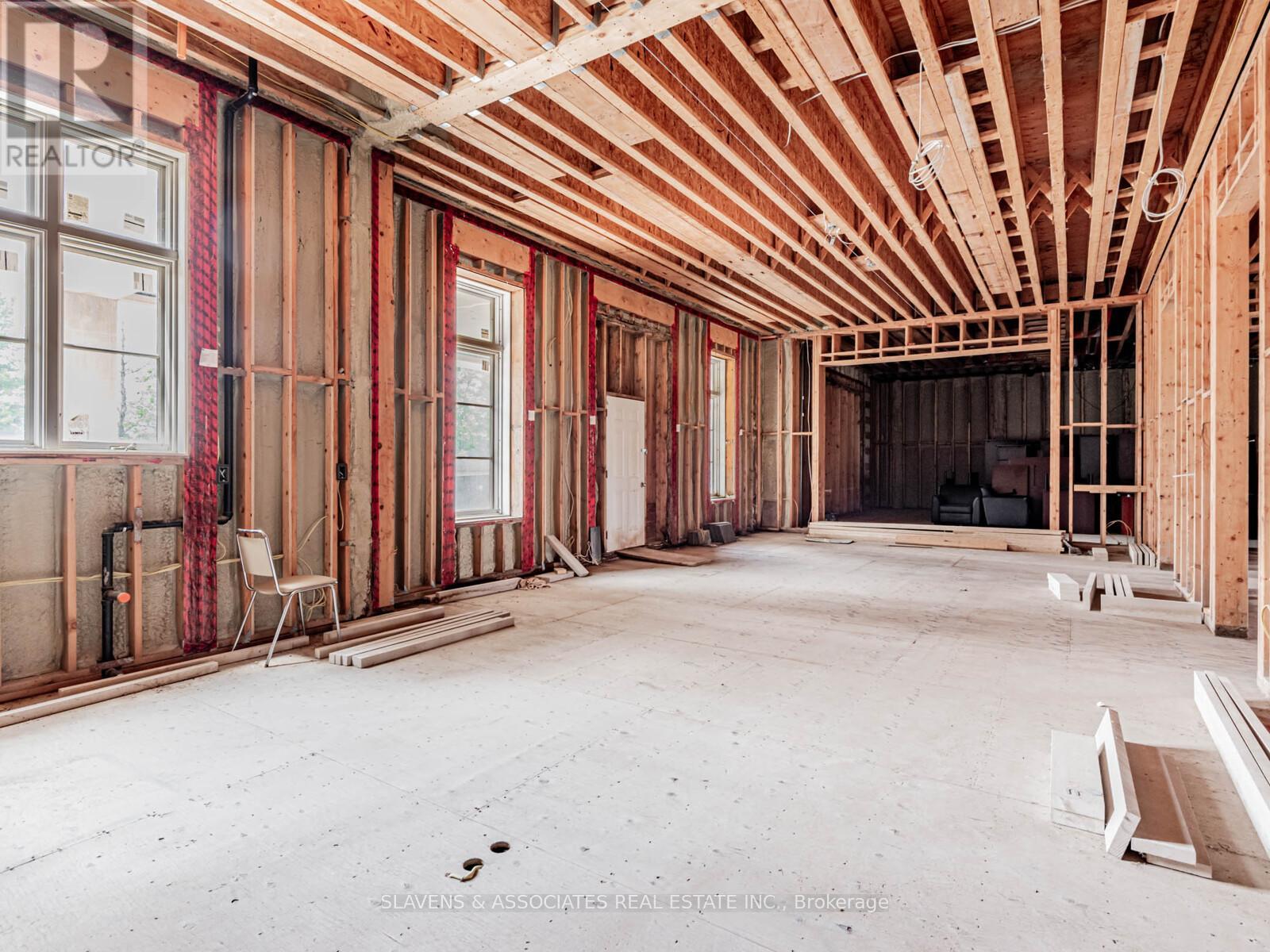 12068 Mccowan Road, Whitchurch-Stouffville, Ontario  L4A 4C4 - Photo 9 - N12601754