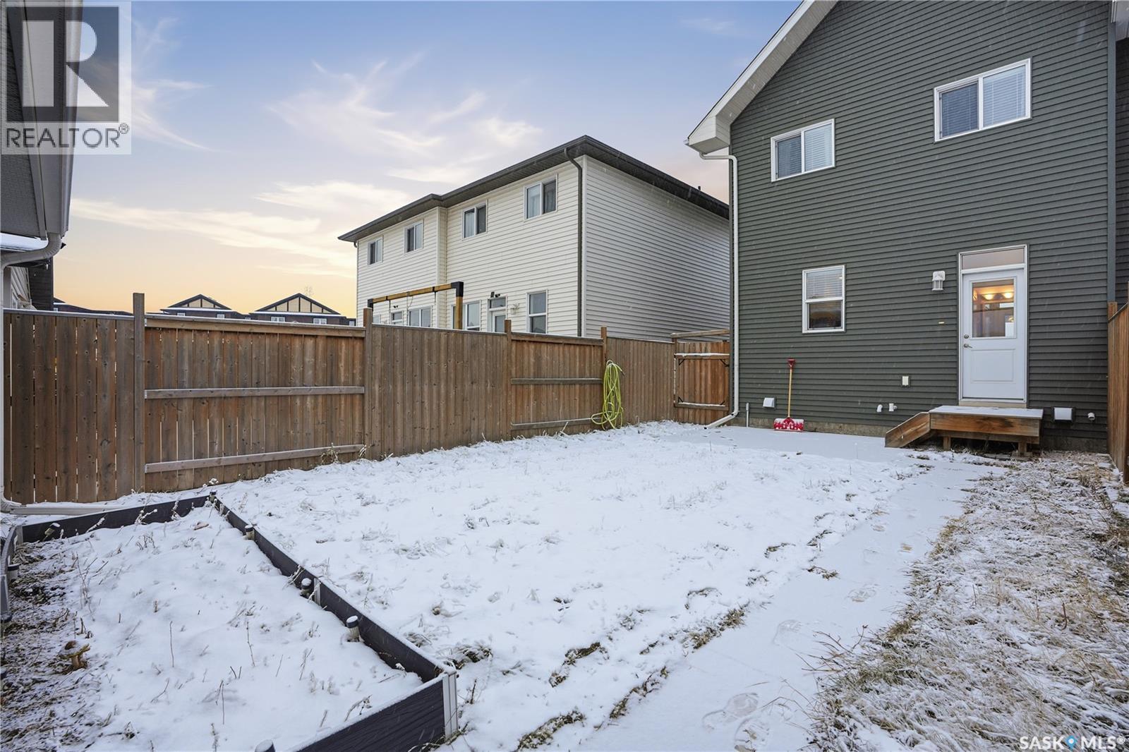 1044 Kolynchuk Crescent, Saskatoon, Saskatchewan  S7T 0X4 - Photo 35 - SK025178