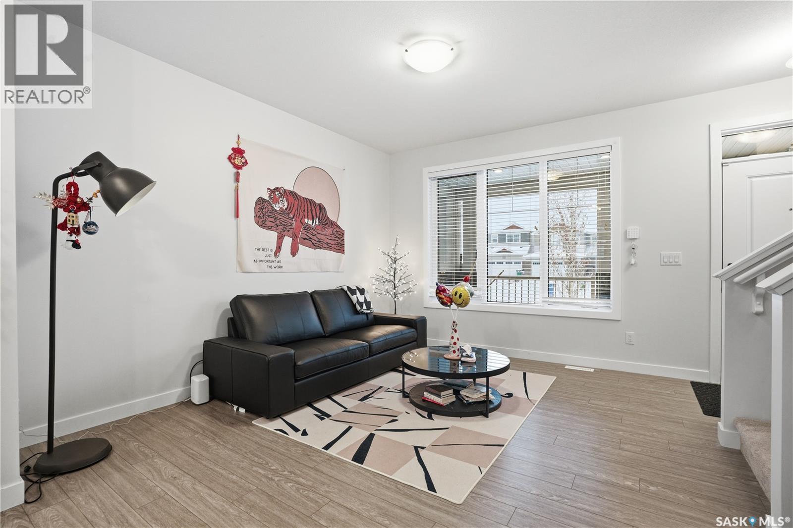 1044 Kolynchuk Crescent, Saskatoon, Saskatchewan  S7T 0X4 - Photo 5 - SK025178