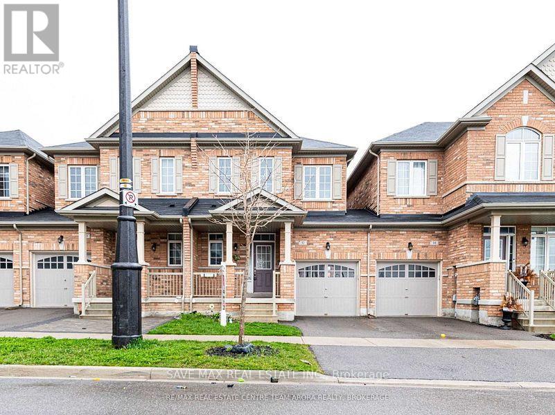 32 KEMPENFELT TRAIL, Brampton, Ontario