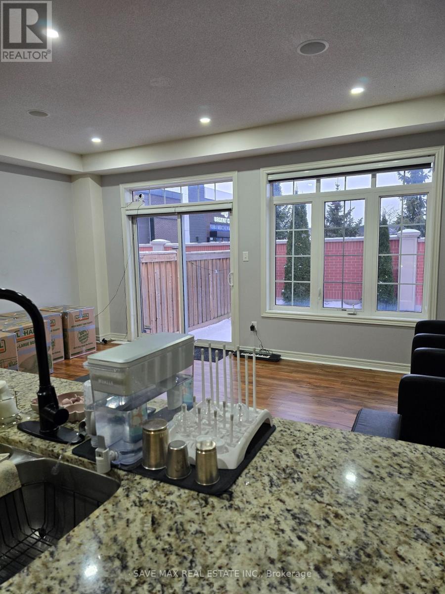 32 Kempenfelt Trail, Brampton, Ontario  L7A 0Z6 - Photo 14 - W12601710