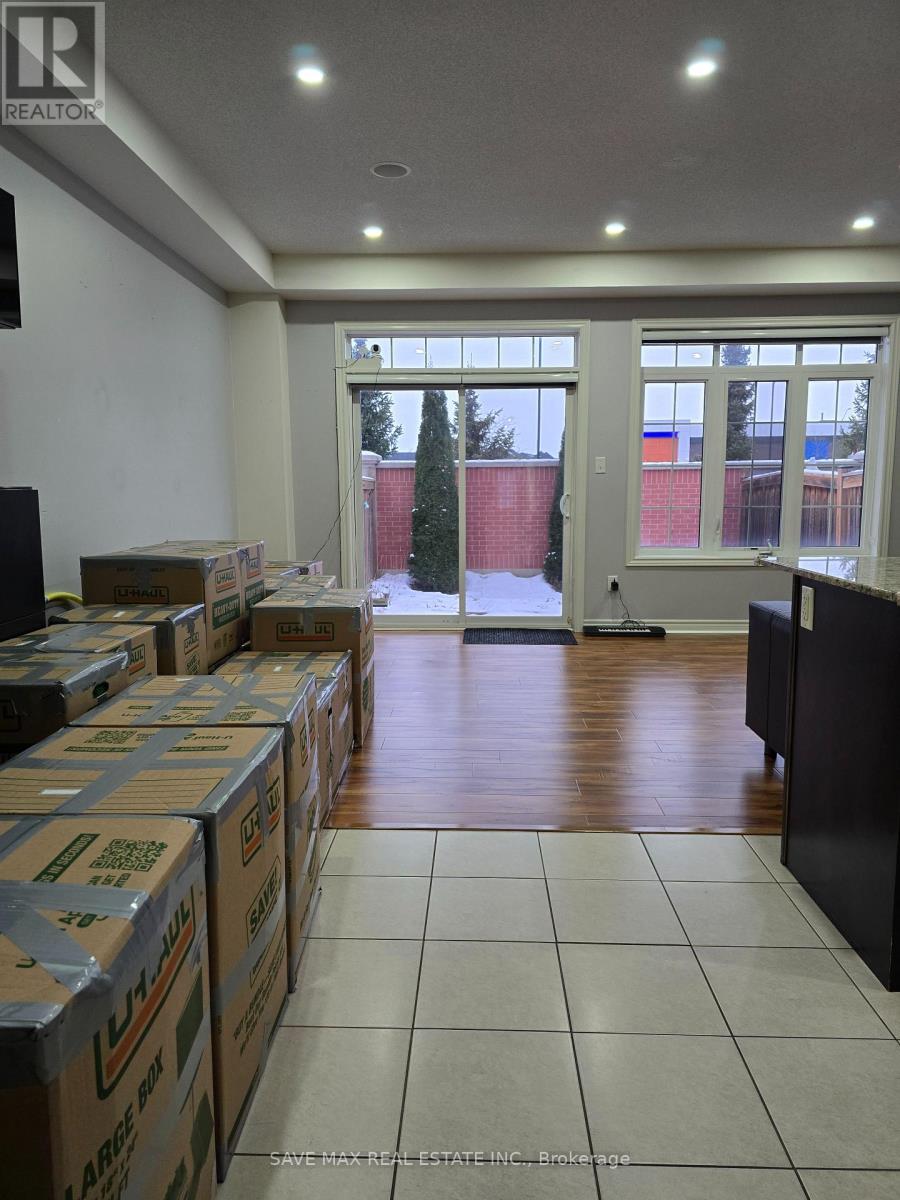 32 Kempenfelt Trail, Brampton, Ontario  L7A 0Z6 - Photo 17 - W12601710