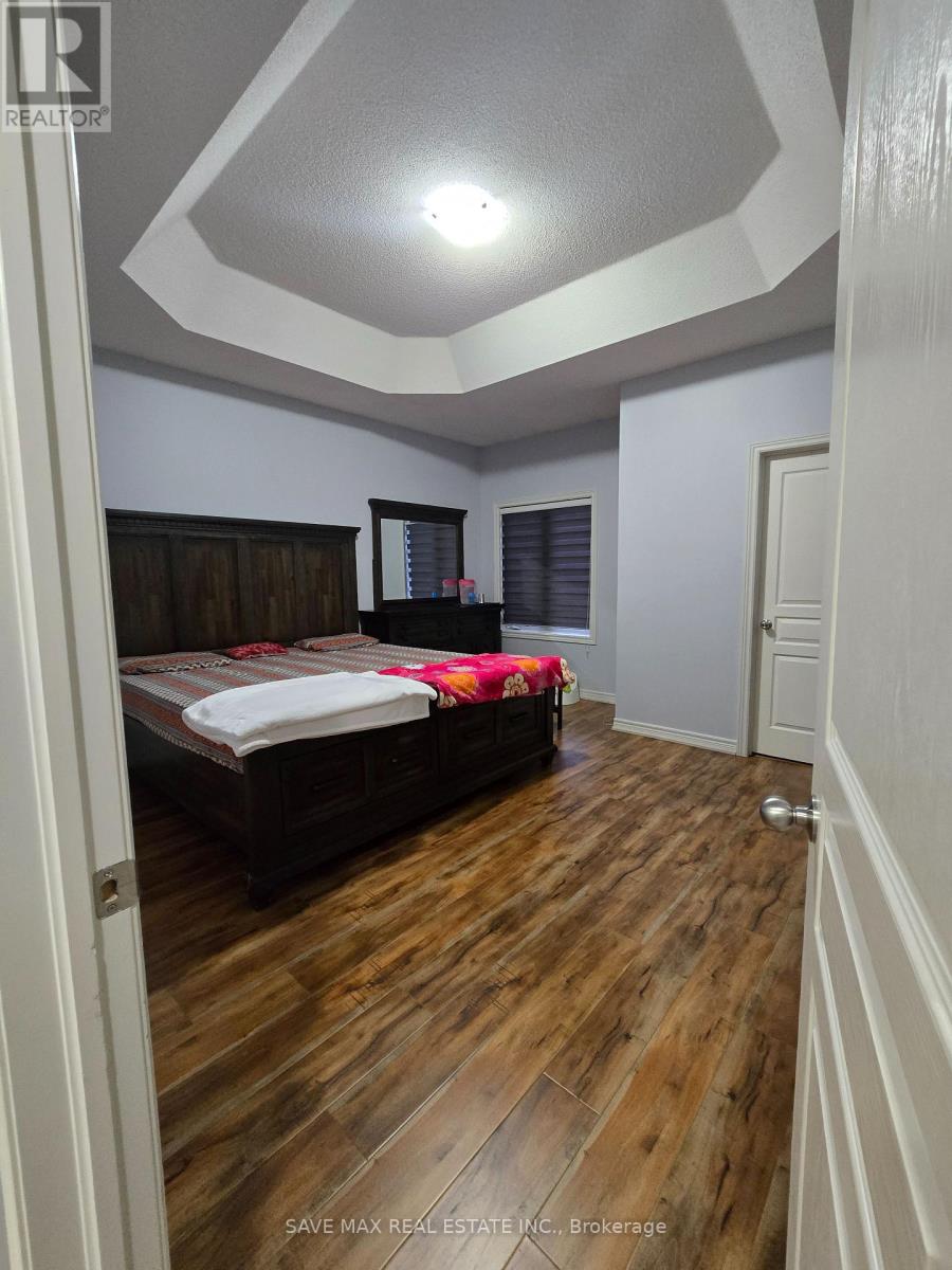 32 Kempenfelt Trail, Brampton, Ontario  L7A 0Z6 - Photo 20 - W12601710