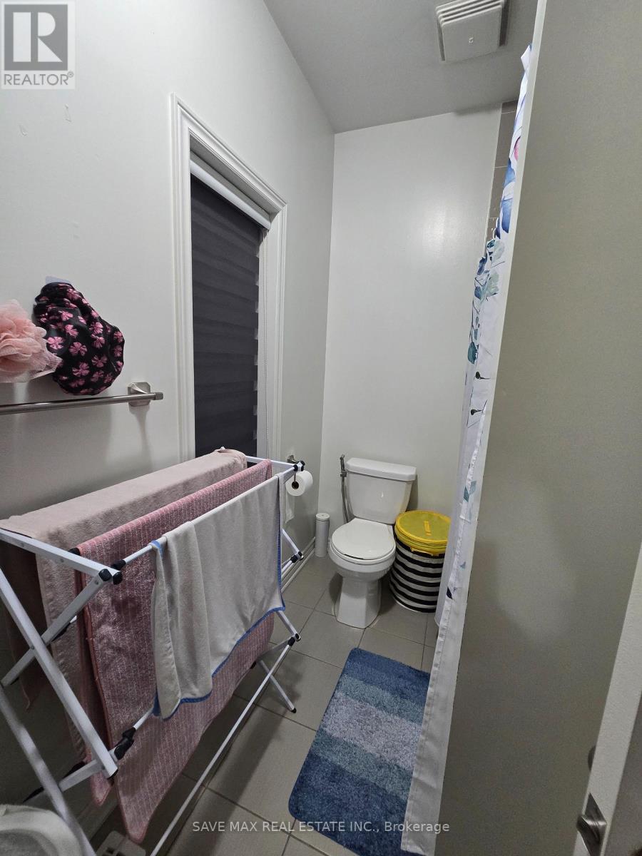 32 Kempenfelt Trail, Brampton, Ontario  L7A 0Z6 - Photo 24 - W12601710