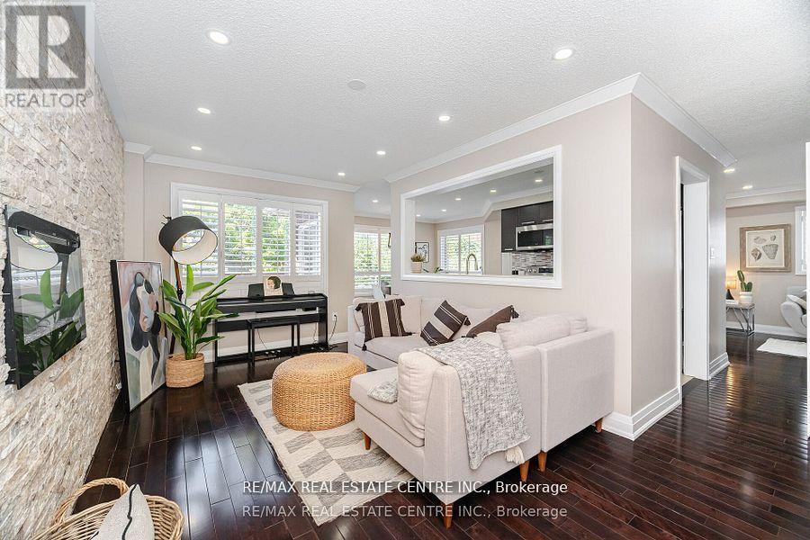 Upper - 8 Duffield Road, Brampton, Ontario  L7A 2P4 - Photo 15 - W12601734