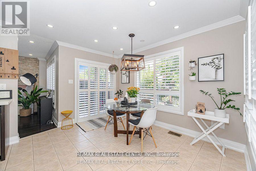 Upper - 8 Duffield Road, Brampton, Ontario  L7A 2P4 - Photo 9 - W12601734