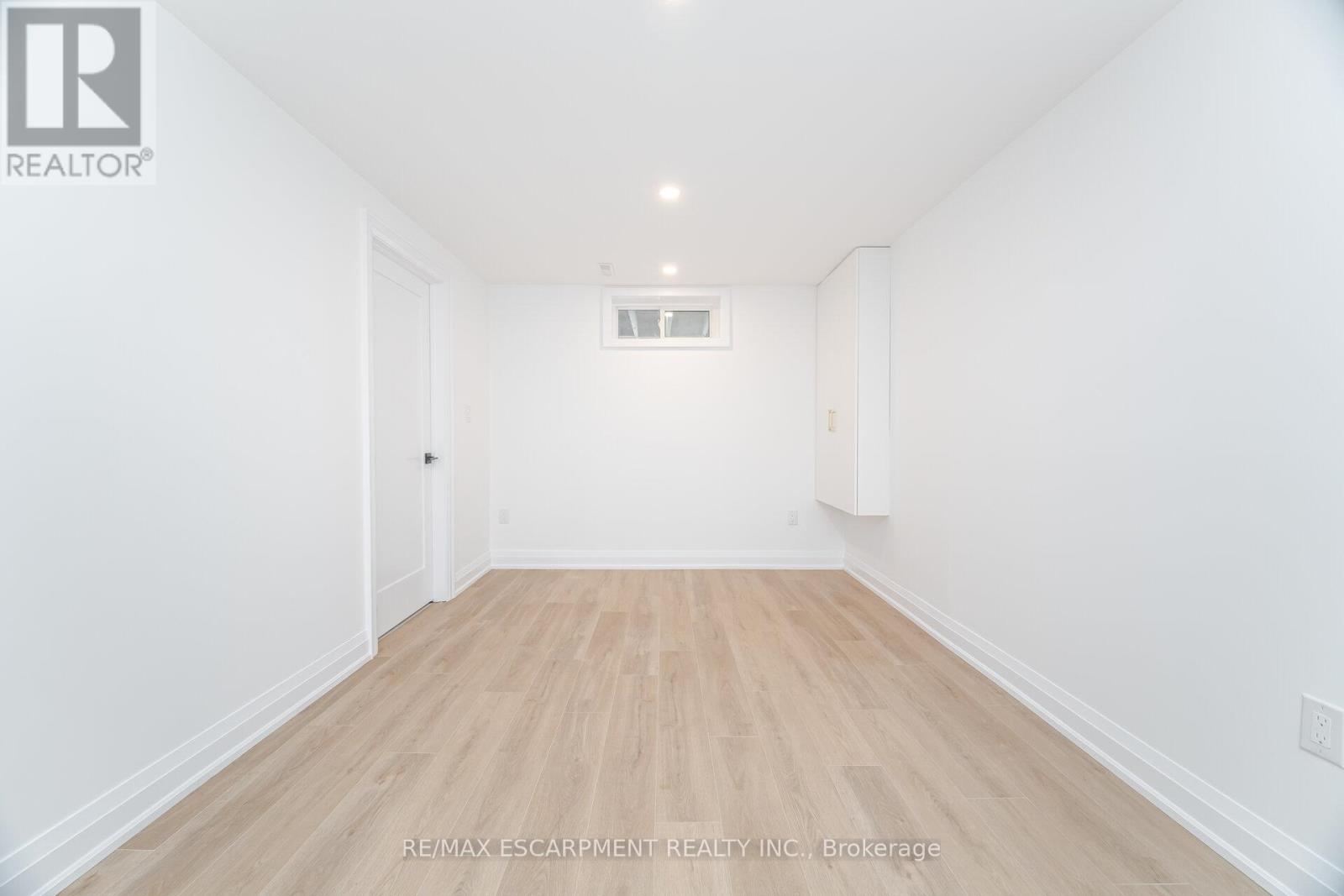 2276 Wyandotte Drive, Oakville, Ontario  L6L 2T5 - Photo 39 - W12601762