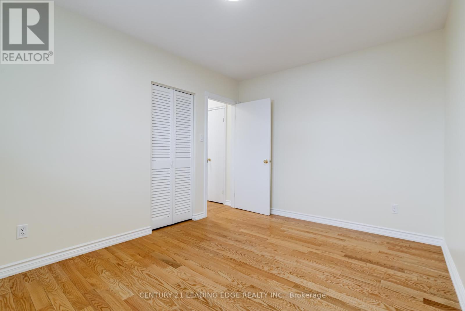 272 The West Mall, Toronto, Ontario M9C 1C5 - Photo 11 - W12601764