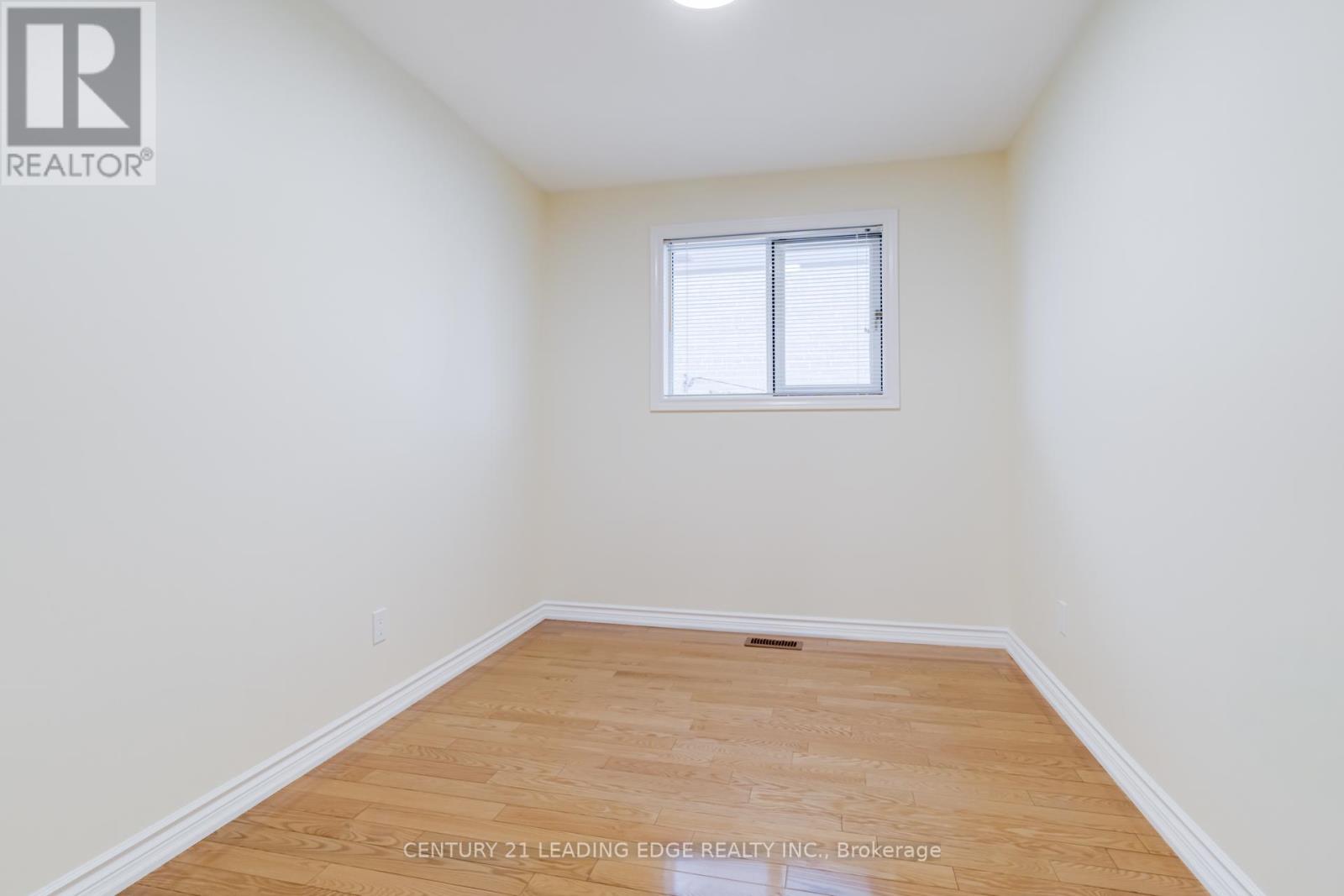 272 The West Mall, Toronto, Ontario M9C 1C5 - Photo 14 - W12601764