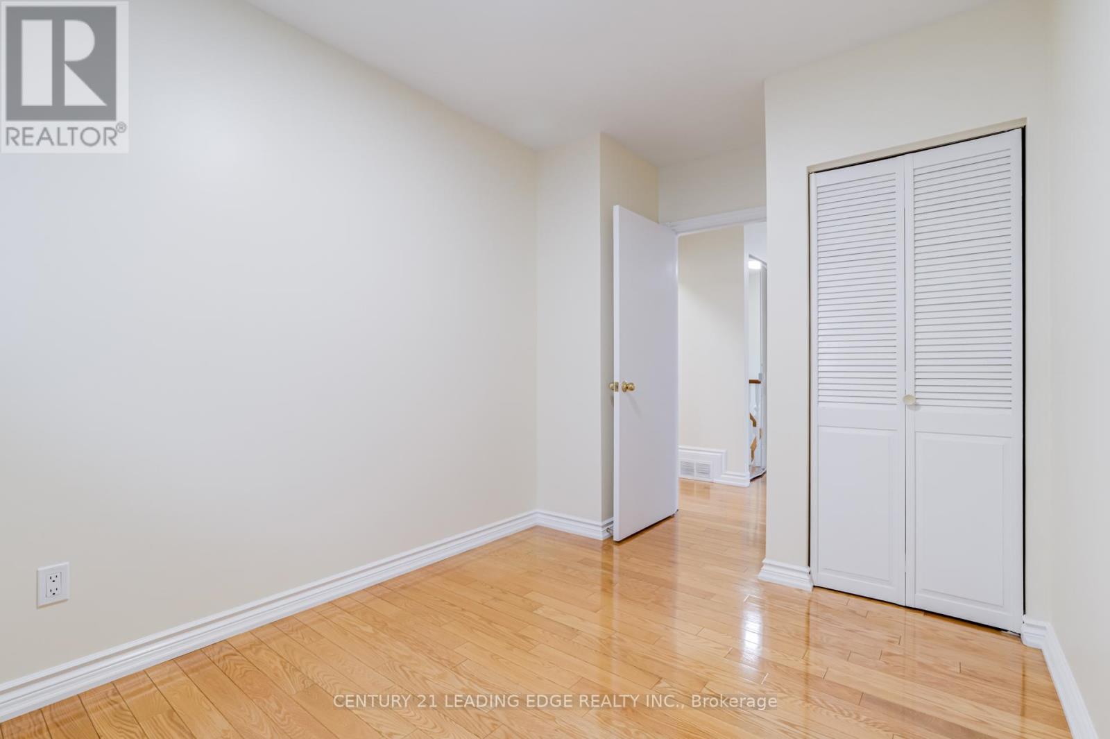 272 The West Mall, Toronto, Ontario M9C 1C5 - Photo 15 - W12601764