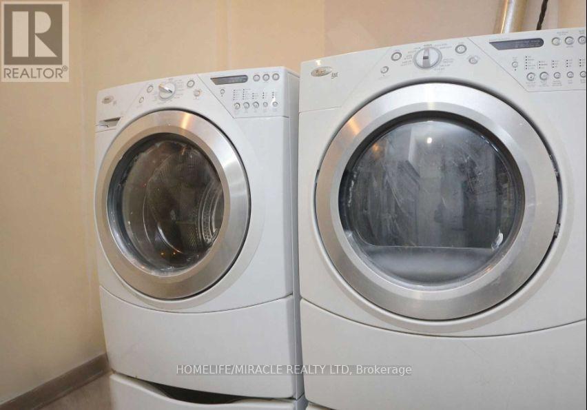 Bsmt - 833 Mays Crescent, Mississauga, Ontario  L5V 2G6 - Photo 15 - W12601766