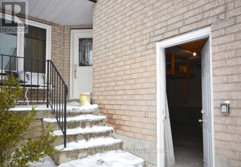 Bsmt - 833 Mays Crescent, Mississauga, Ontario  L5V 2G6 - Photo 3 - W12601766