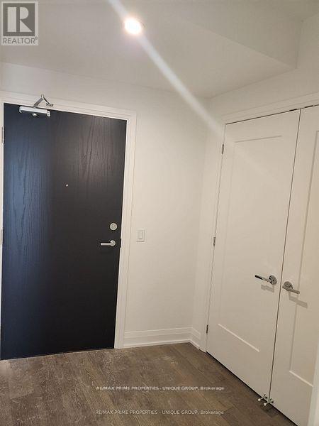 808 - 293 The Kingsway, Toronto, Ontario  M9K 3A9 - Photo 3 - W12601770