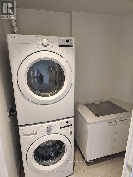 808 - 293 The Kingsway, Toronto, Ontario  M9K 3A9 - Photo 6 - W12601770