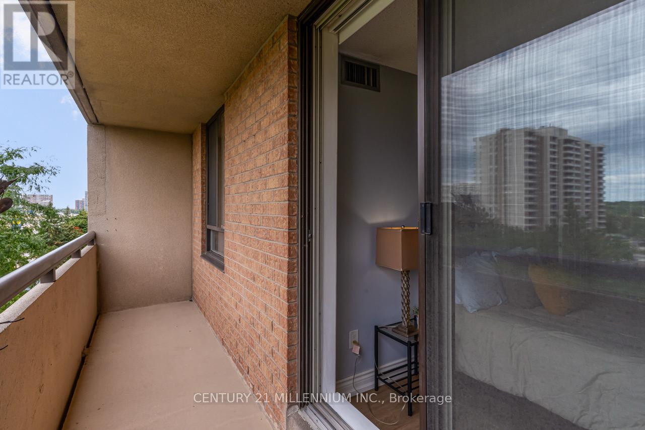 604 - 5 Lisa Street, Brampton, Ontario  L6T 4T4 - Photo 34 - W12601784