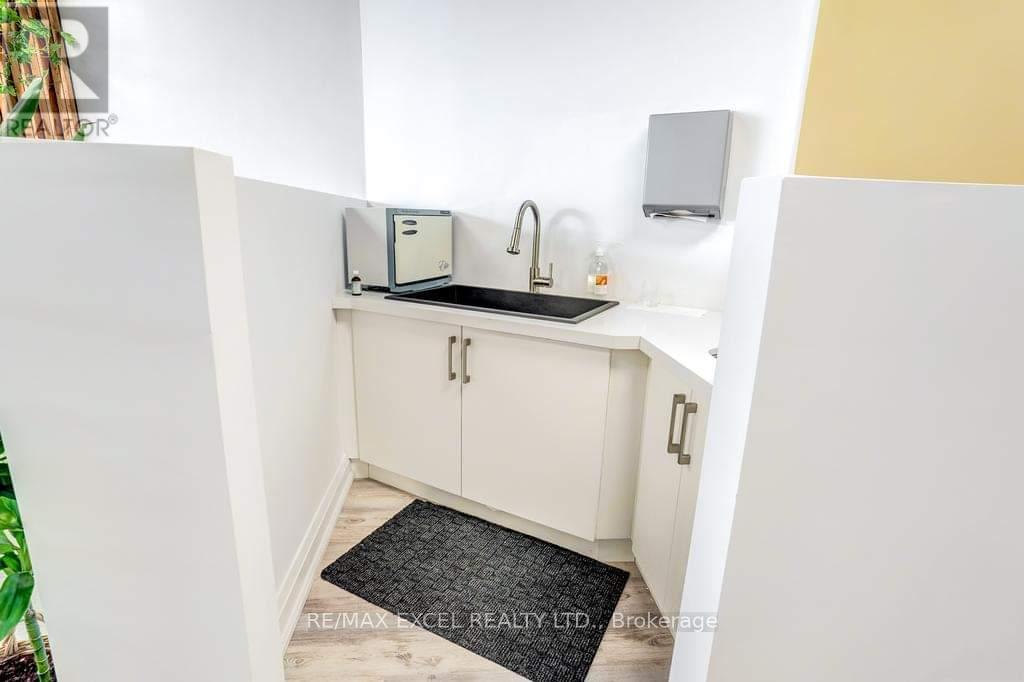 1883 Queen Street E, Toronto, Ontario  M4L 1H3 - Photo 28 - E12601046