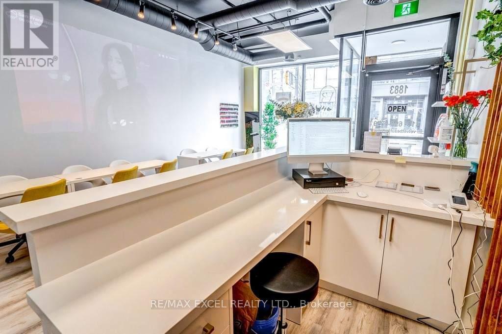 1883 Queen Street E, Toronto, Ontario  M4L 1H3 - Photo 9 - E12601046