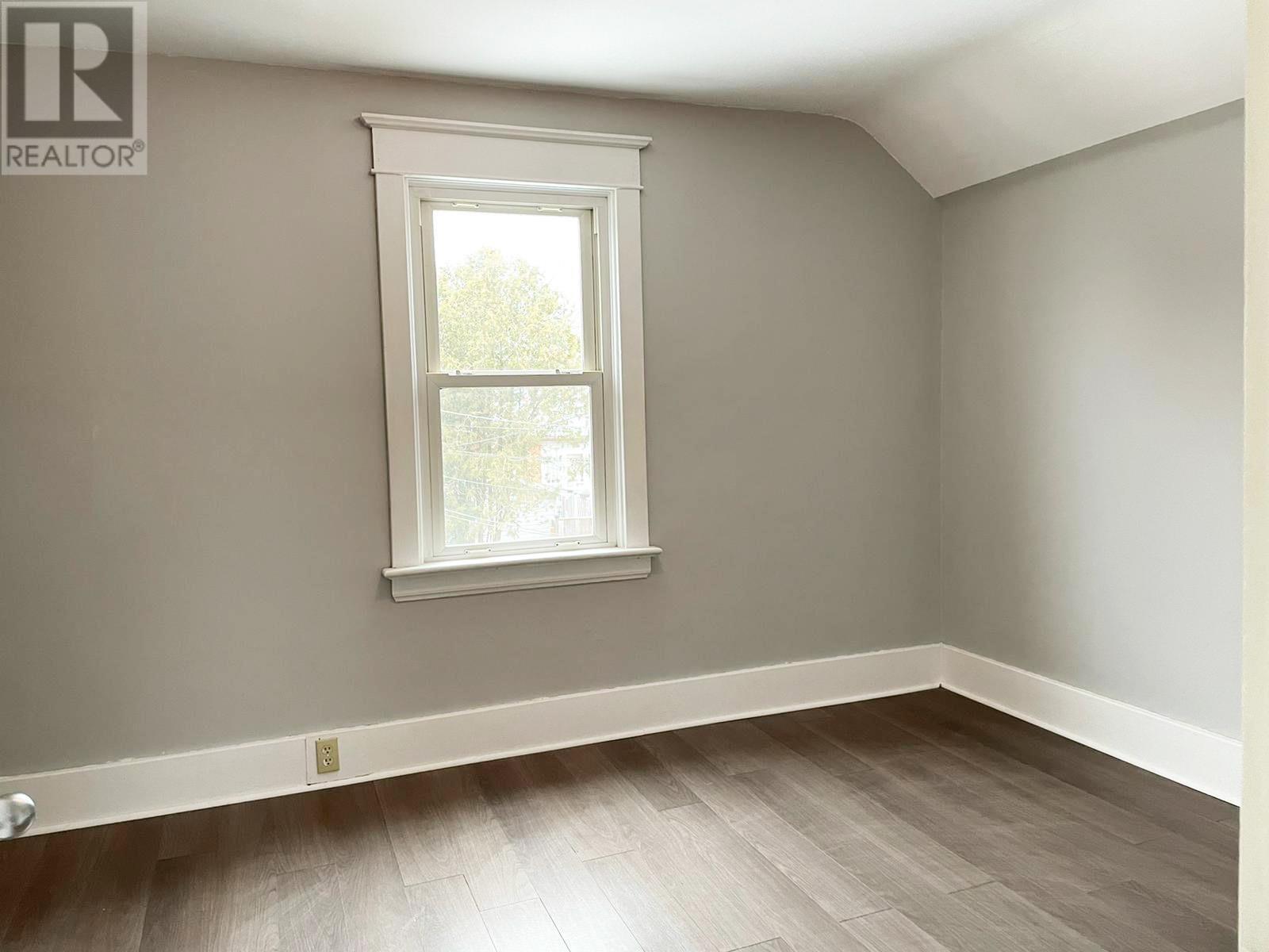 144 Central Park Ave, Sault Ste. Marie, Ontario P6A 1K6 - Photo 5 - SM252922