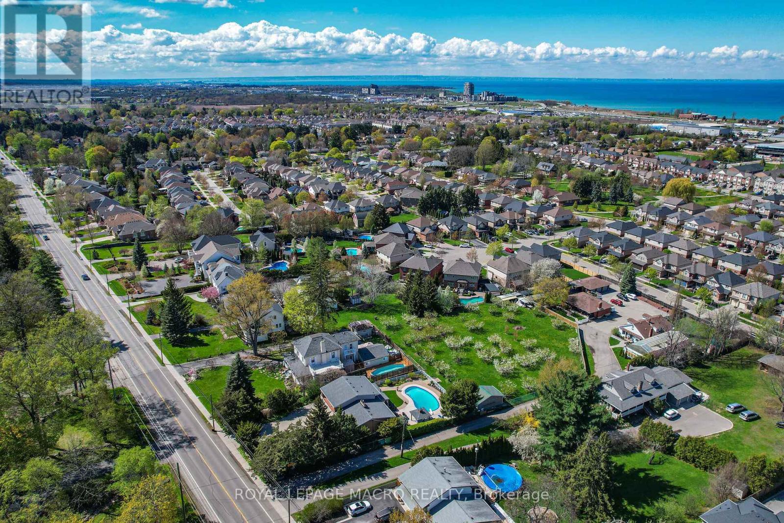 280a Main Street W, Grimsby, Ontario  L3M 1S4 - Photo 2 - X12601708