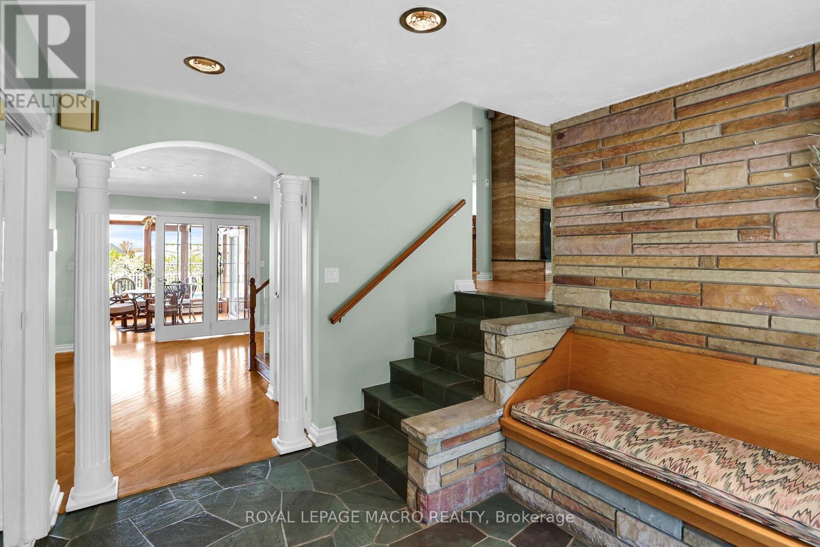 280a Main Street W, Grimsby, Ontario  L3M 1S4 - Photo 8 - X12601708