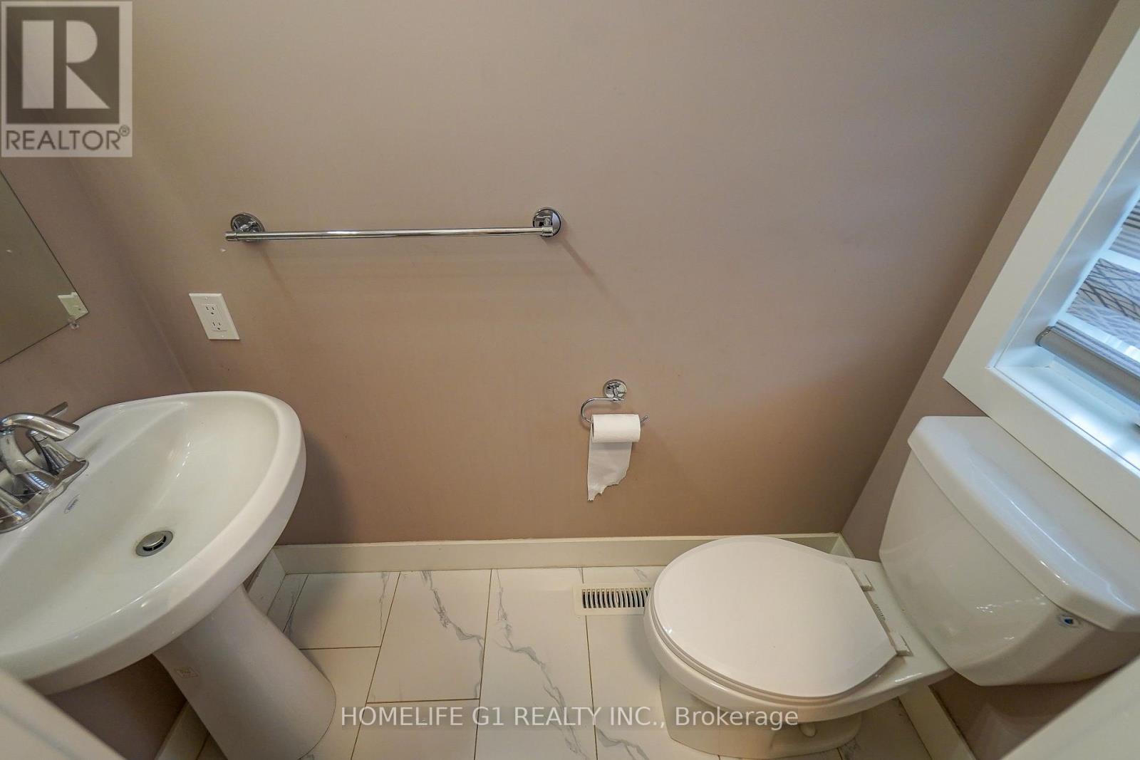 2621 Holbrook Drive, London South, Ontario  N6M 0G2 - Photo 7 - X12601740