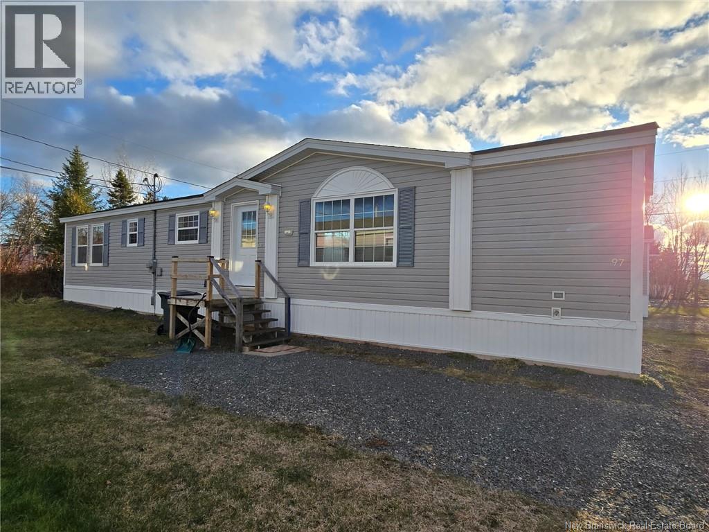 97 Evergreen Street, Fredericton, New Brunswick  E3B 6N1 - Photo 2 - NB130855