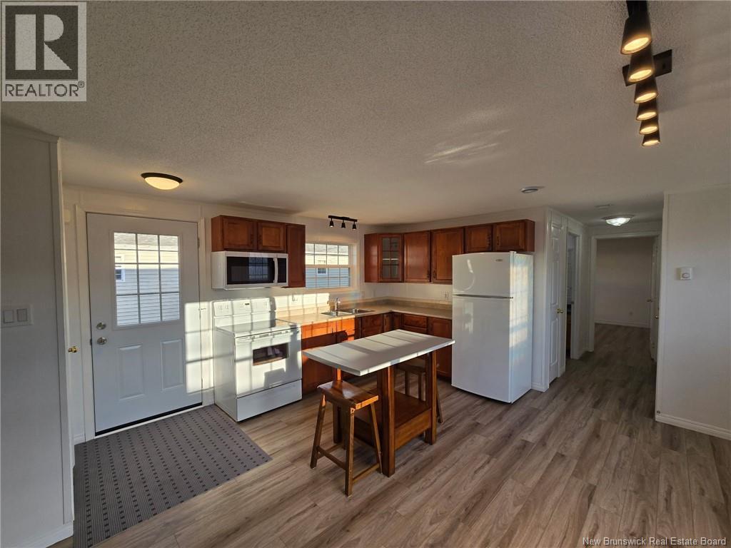 97 Evergreen Street, Fredericton, New Brunswick  E3B 6N1 - Photo 3 - NB130855