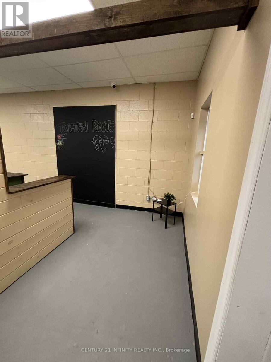 982 Trans- Canada Hwy E, Otonabee-South Monaghan, Ontario  L9J 6X8 - Photo 3 - X12601786