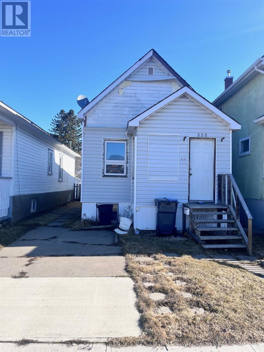 335 Heron ST, THUNDER BAY, Ontario